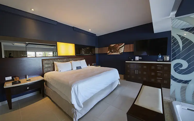 Rock Royalty Caribbean Sand Suite Rock Royalty Caribbean Sand Suite