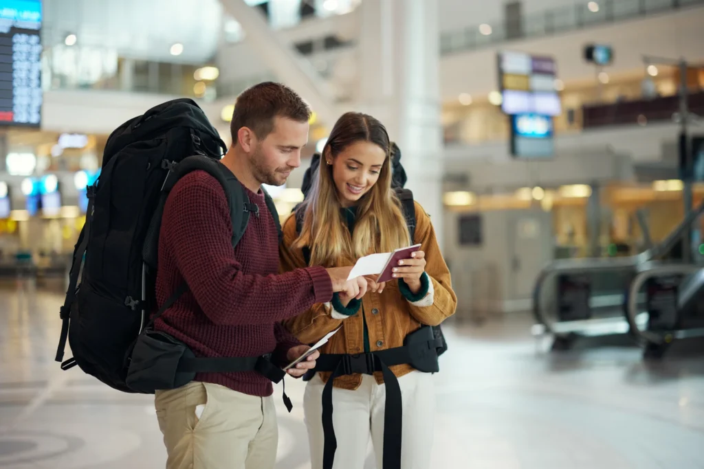 pareja viajando